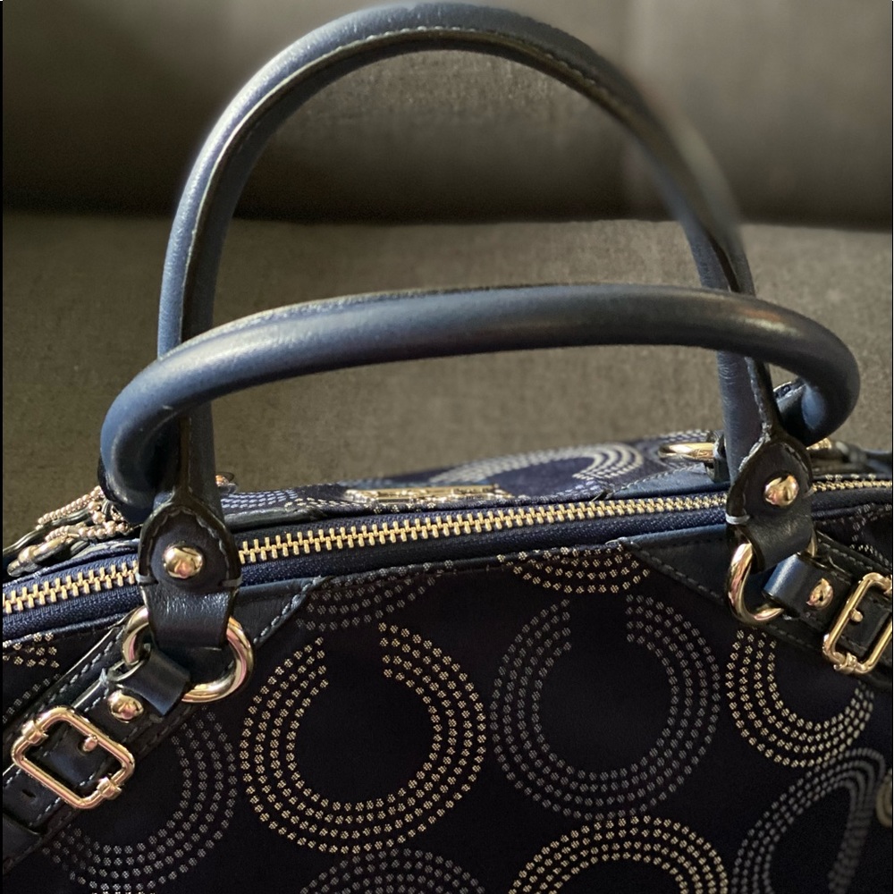 Excellent Cond. Coach Satchel Navy Blue👜👛 - Picture 6 of 9